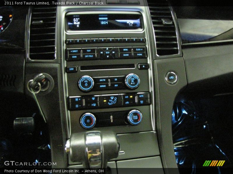 Tuxedo Black / Charcoal Black 2011 Ford Taurus Limited