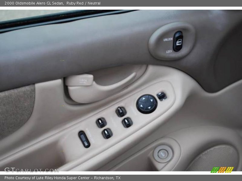Ruby Red / Neutral 2000 Oldsmobile Alero GL Sedan