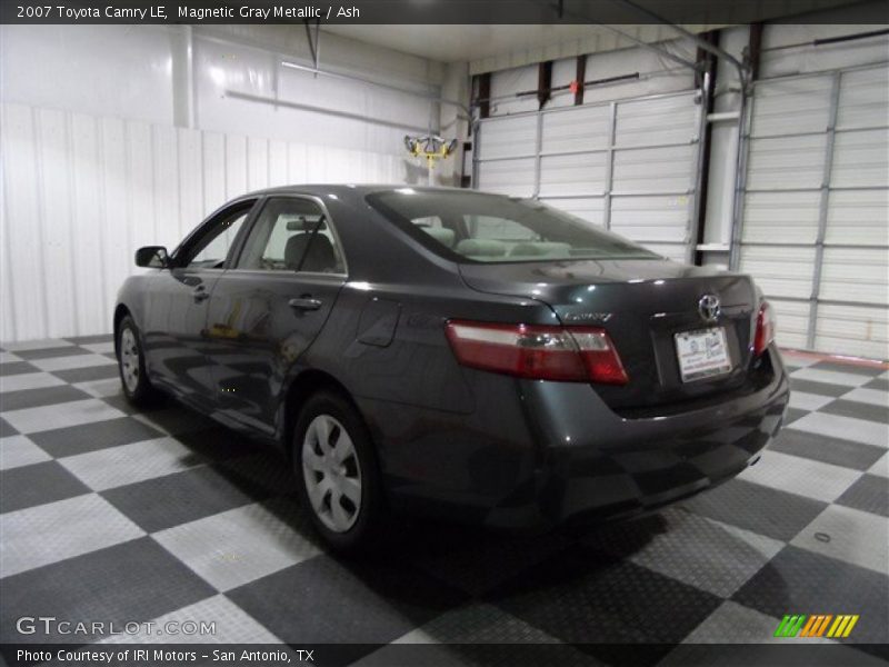 Magnetic Gray Metallic / Ash 2007 Toyota Camry LE