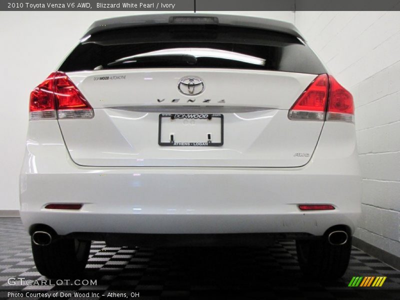 Blizzard White Pearl / Ivory 2010 Toyota Venza V6 AWD