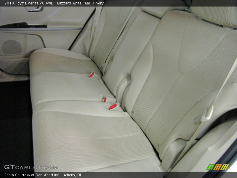 Blizzard White Pearl / Ivory 2010 Toyota Venza V6 AWD