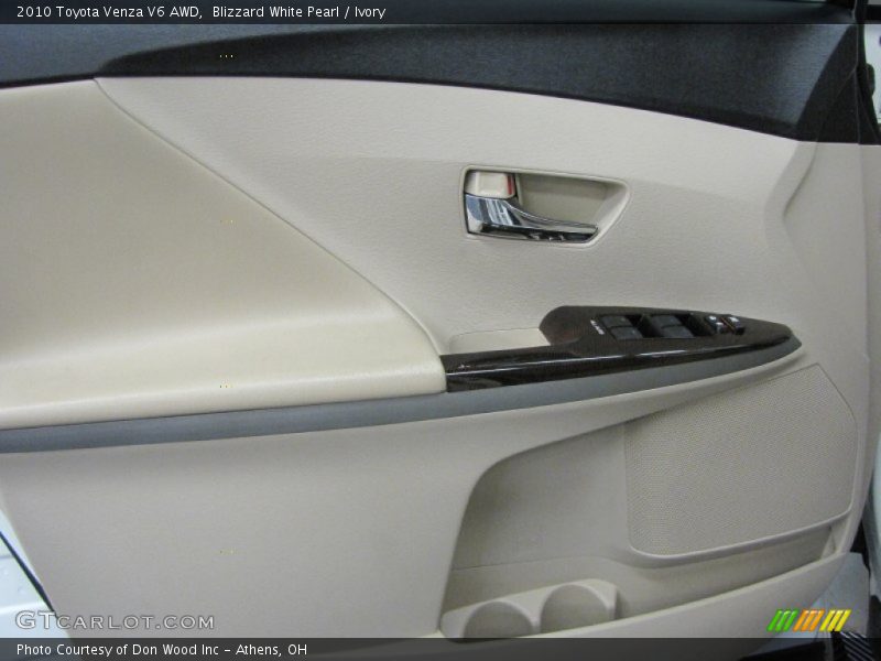 Blizzard White Pearl / Ivory 2010 Toyota Venza V6 AWD