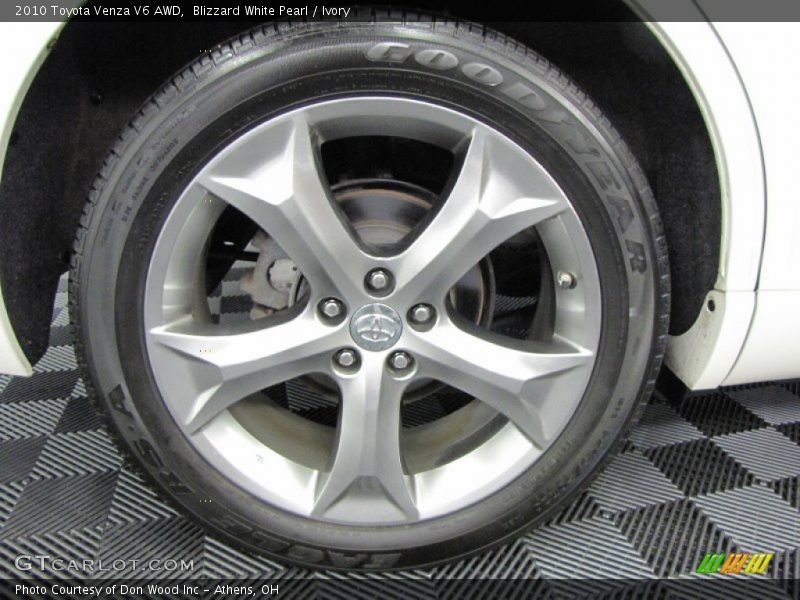 Blizzard White Pearl / Ivory 2010 Toyota Venza V6 AWD