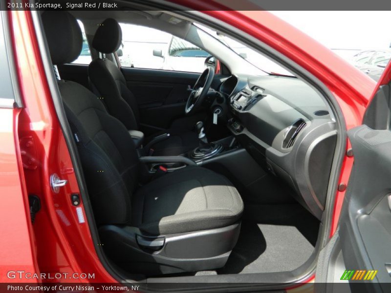 Signal Red / Black 2011 Kia Sportage