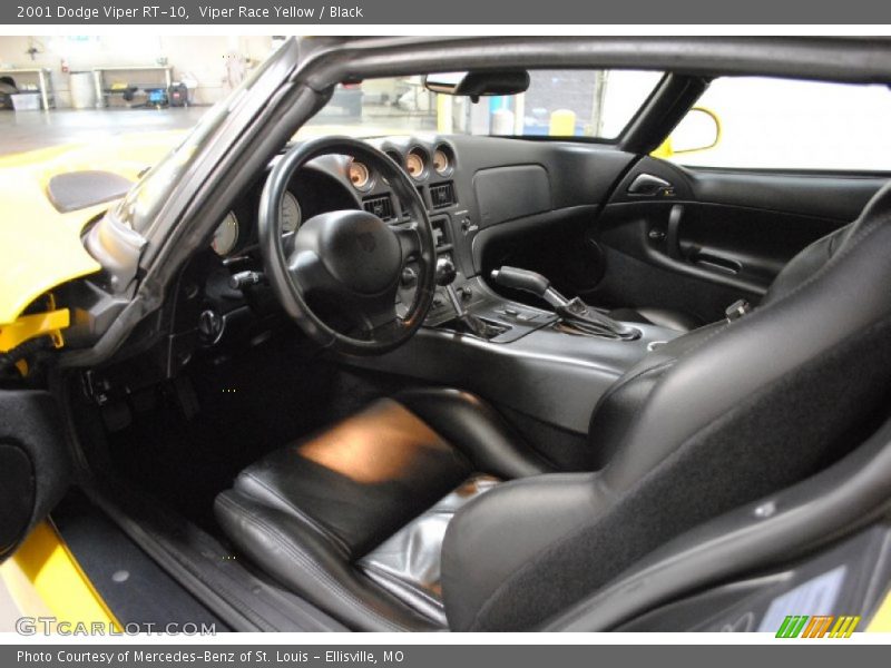 Black Interior - 2001 Viper RT-10 