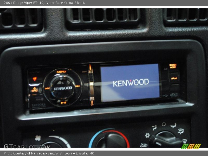 Viper Race Yellow / Black 2001 Dodge Viper RT-10