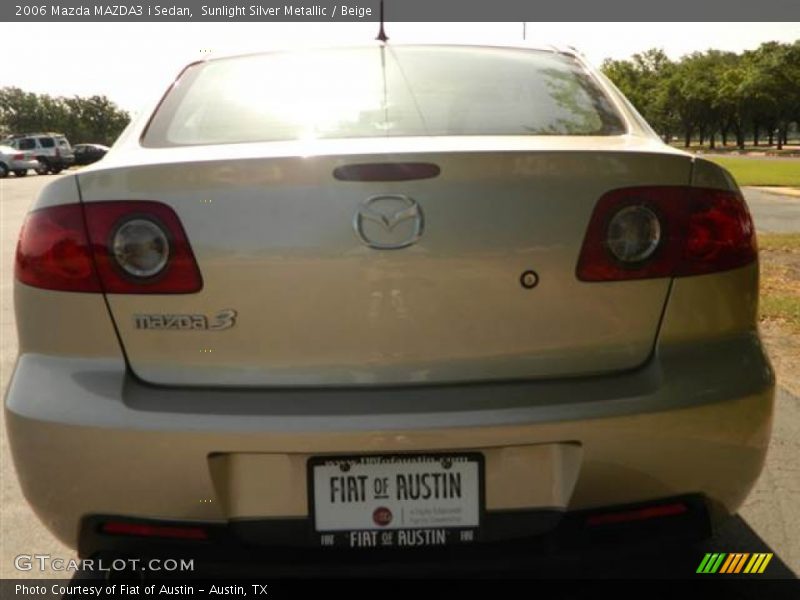 Sunlight Silver Metallic / Beige 2006 Mazda MAZDA3 i Sedan