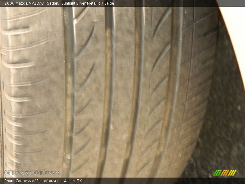 Sunlight Silver Metallic / Beige 2006 Mazda MAZDA3 i Sedan