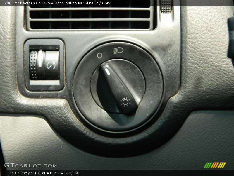 Satin Silver Metallic / Grey 2001 Volkswagen Golf GLS 4 Door