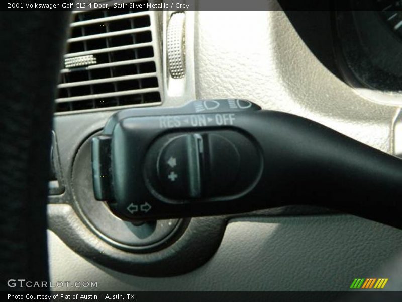 Satin Silver Metallic / Grey 2001 Volkswagen Golf GLS 4 Door