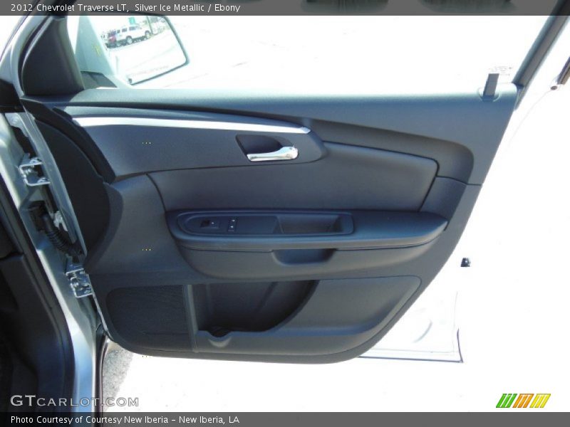 Silver Ice Metallic / Ebony 2012 Chevrolet Traverse LT