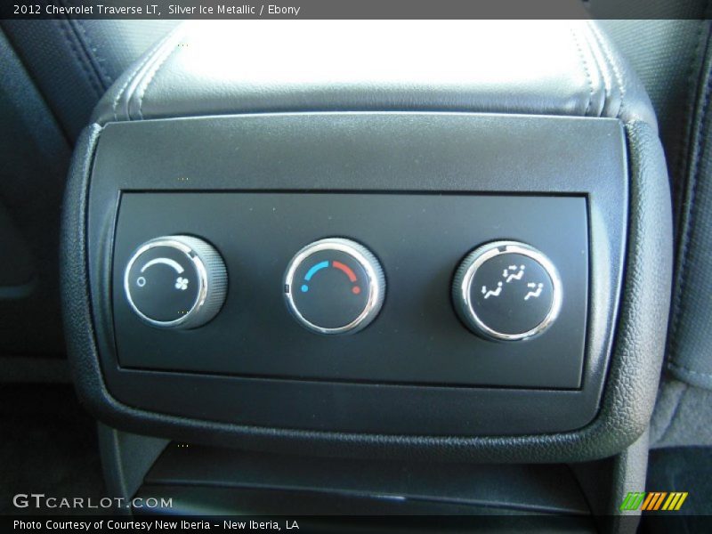 Silver Ice Metallic / Ebony 2012 Chevrolet Traverse LT