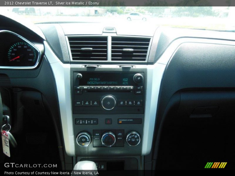 Silver Ice Metallic / Ebony 2012 Chevrolet Traverse LT
