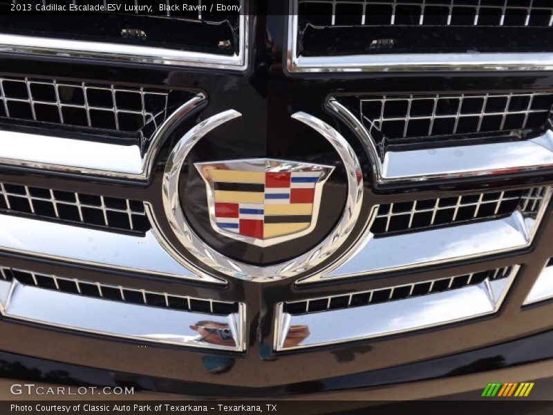 Black Raven / Ebony 2013 Cadillac Escalade ESV Luxury