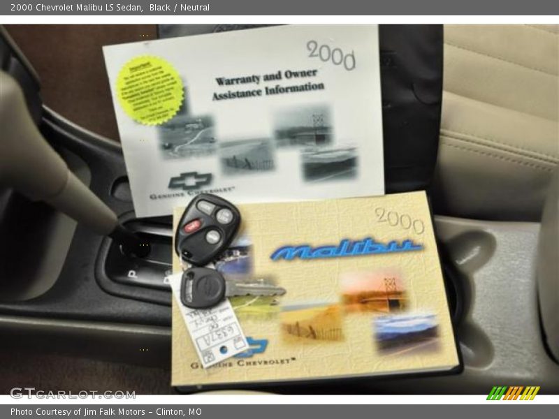 Black / Neutral 2000 Chevrolet Malibu LS Sedan