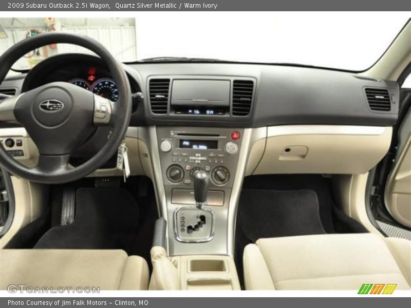 Quartz Silver Metallic / Warm Ivory 2009 Subaru Outback 2.5i Wagon