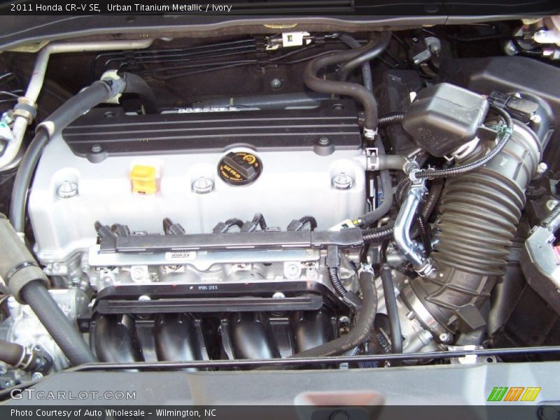 Urban Titanium Metallic / Ivory 2011 Honda CR-V SE