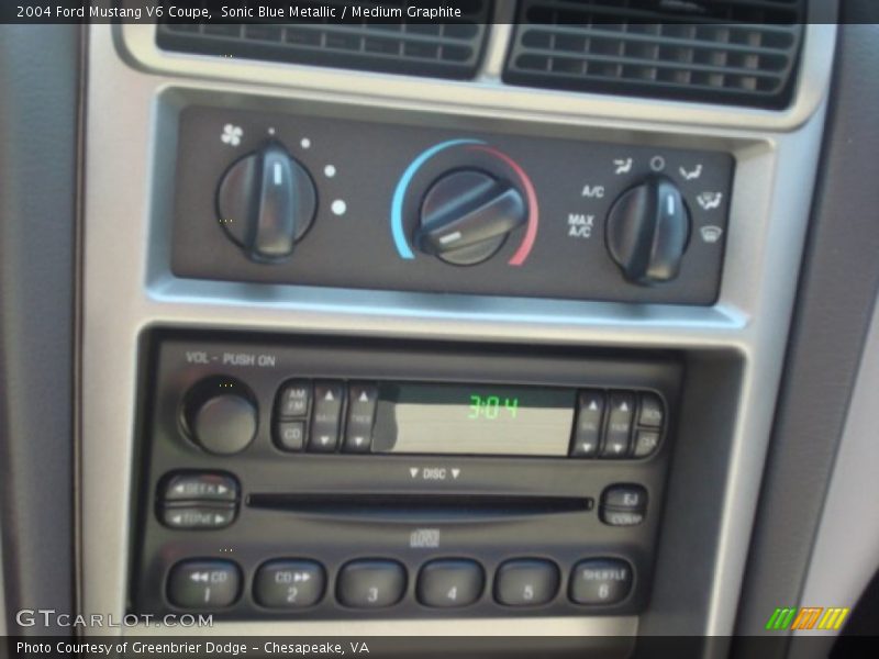 Sonic Blue Metallic / Medium Graphite 2004 Ford Mustang V6 Coupe