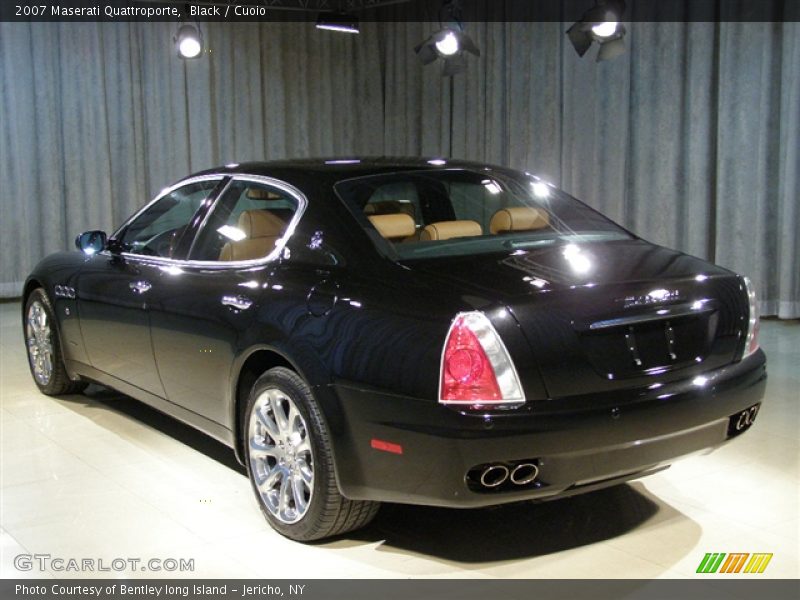 Black / Cuoio 2007 Maserati Quattroporte
