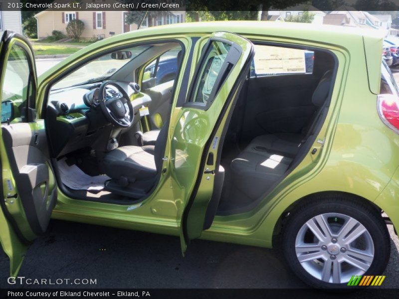 Jalapeno (Green) / Green/Green 2013 Chevrolet Spark LT