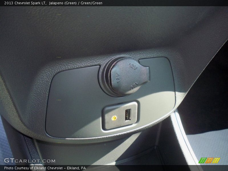 Jalapeno (Green) / Green/Green 2013 Chevrolet Spark LT
