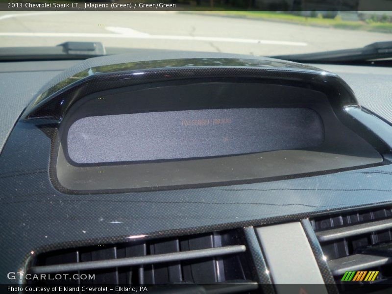 Jalapeno (Green) / Green/Green 2013 Chevrolet Spark LT
