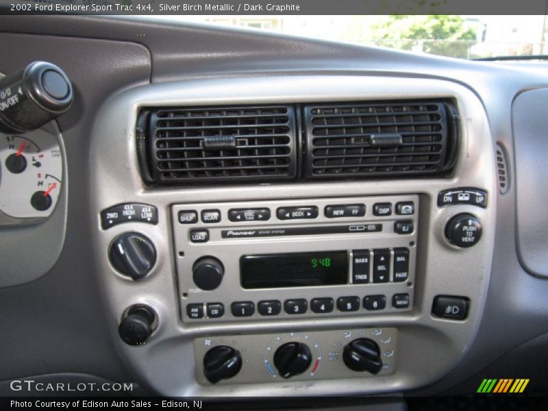 Silver Birch Metallic / Dark Graphite 2002 Ford Explorer Sport Trac 4x4