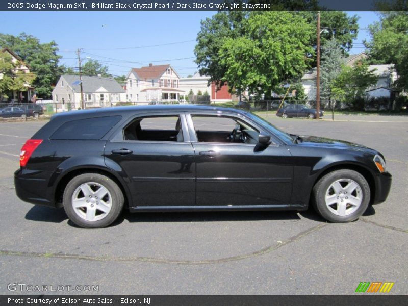Brilliant Black Crystal Pearl / Dark Slate Gray/Light Graystone 2005 Dodge Magnum SXT