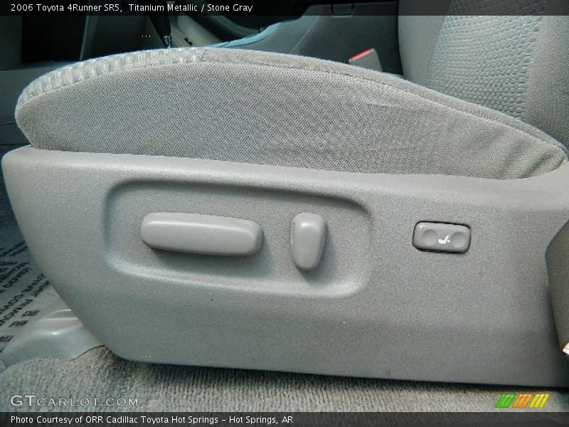 Titanium Metallic / Stone Gray 2006 Toyota 4Runner SR5