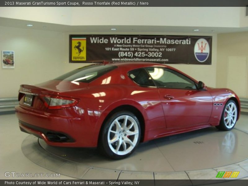 Rosso Trionfale (Red Metallic) / Nero 2013 Maserati GranTurismo Sport Coupe