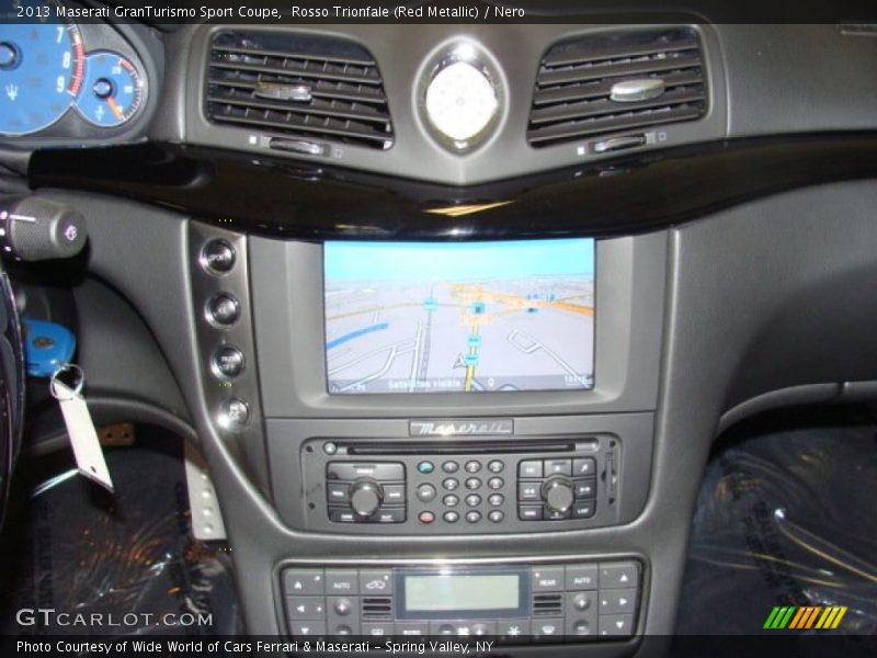 Rosso Trionfale (Red Metallic) / Nero 2013 Maserati GranTurismo Sport Coupe