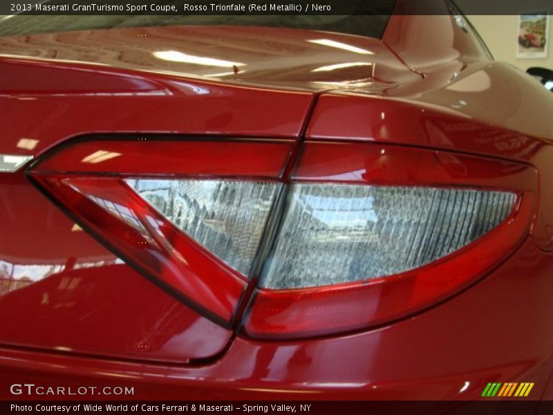 Rosso Trionfale (Red Metallic) / Nero 2013 Maserati GranTurismo Sport Coupe