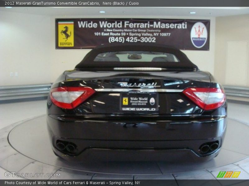 Nero (Black) / Cuoio 2012 Maserati GranTurismo Convertible GranCabrio