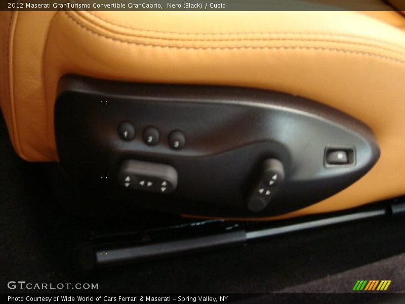 Nero (Black) / Cuoio 2012 Maserati GranTurismo Convertible GranCabrio