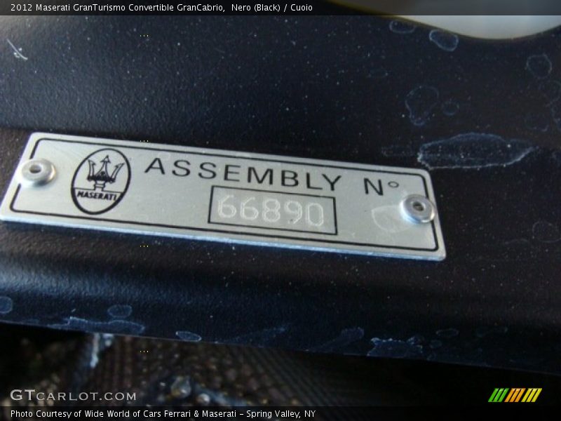 Nero (Black) / Cuoio 2012 Maserati GranTurismo Convertible GranCabrio