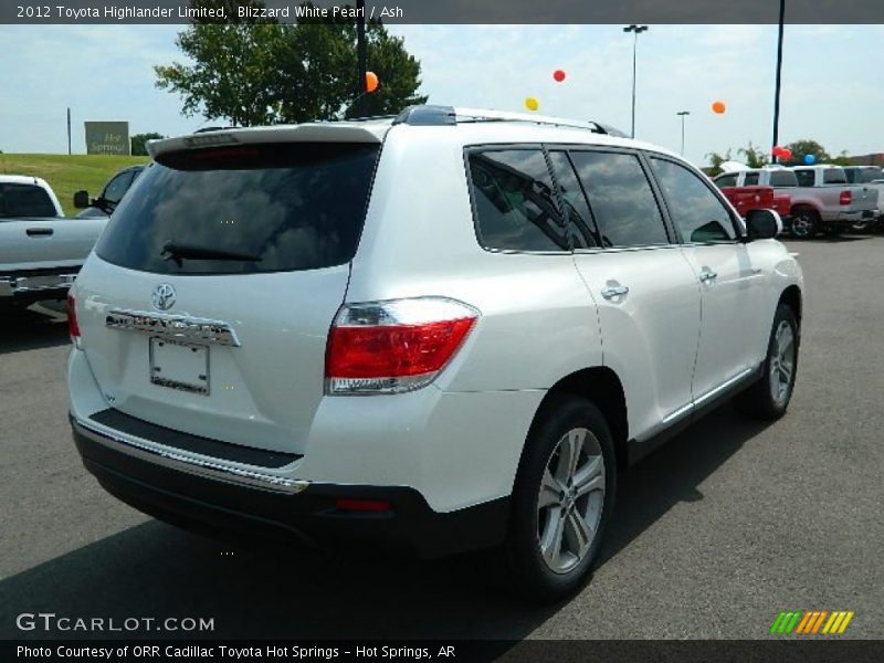 Blizzard White Pearl / Ash 2012 Toyota Highlander Limited