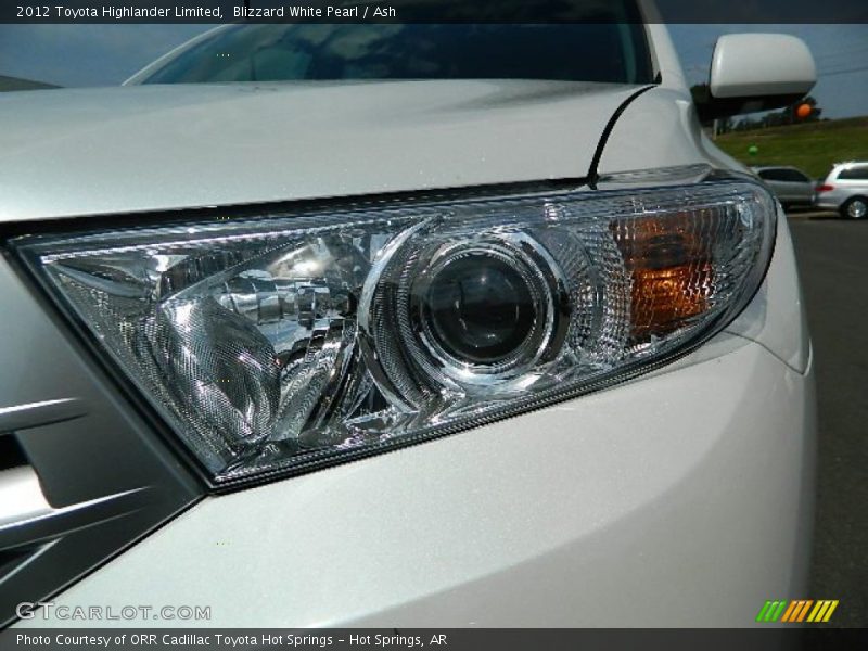 Blizzard White Pearl / Ash 2012 Toyota Highlander Limited