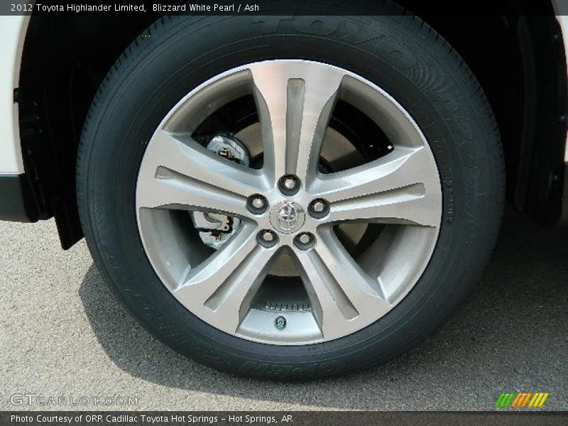 Blizzard White Pearl / Ash 2012 Toyota Highlander Limited