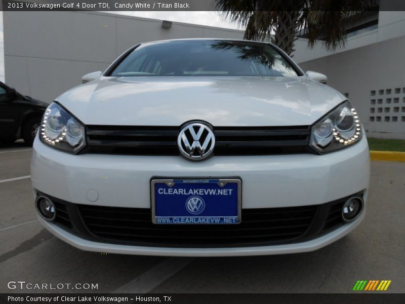 Candy White / Titan Black 2013 Volkswagen Golf 4 Door TDI