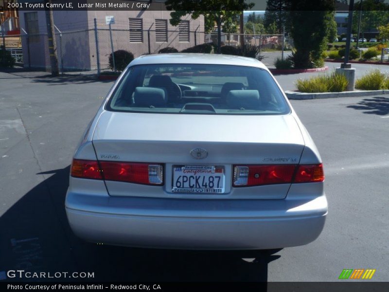 Lunar Mist Metallic / Gray 2001 Toyota Camry LE