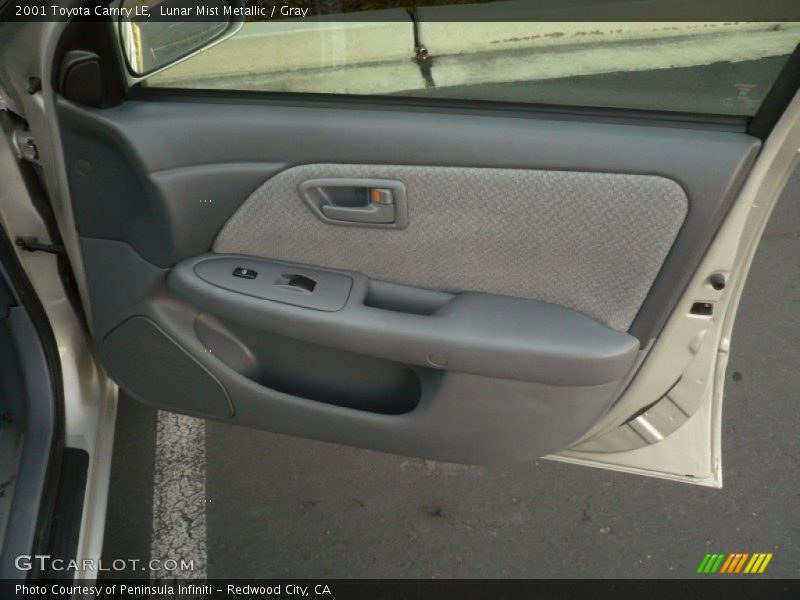 Lunar Mist Metallic / Gray 2001 Toyota Camry LE