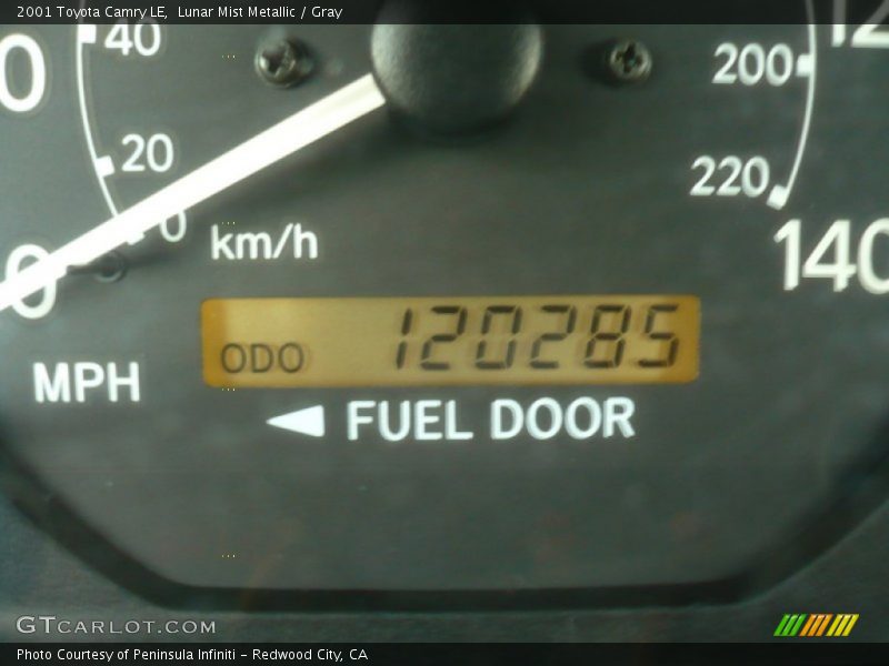 Lunar Mist Metallic / Gray 2001 Toyota Camry LE