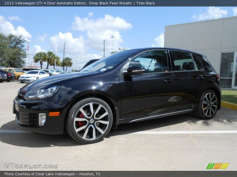 Deep Black Pearl Metallic / Titan Black 2013 Volkswagen GTI 4 Door Autobahn Edition