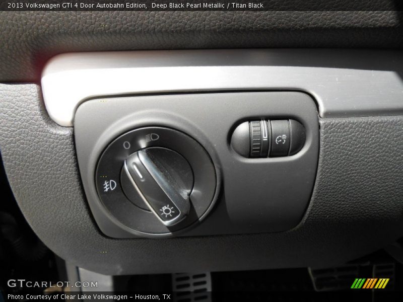 Deep Black Pearl Metallic / Titan Black 2013 Volkswagen GTI 4 Door Autobahn Edition