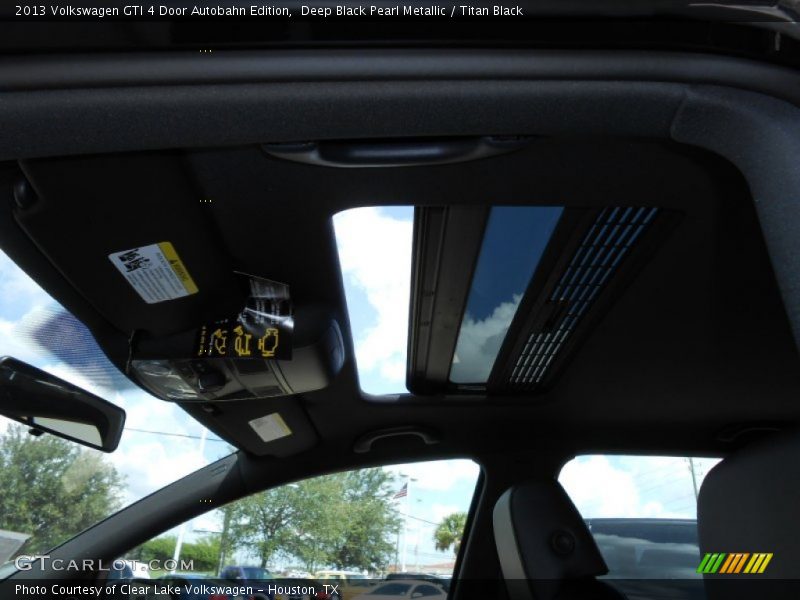 Deep Black Pearl Metallic / Titan Black 2013 Volkswagen GTI 4 Door Autobahn Edition