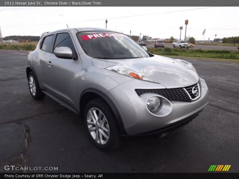 Chrome Silver / Black/Silver Trim 2011 Nissan Juke SV
