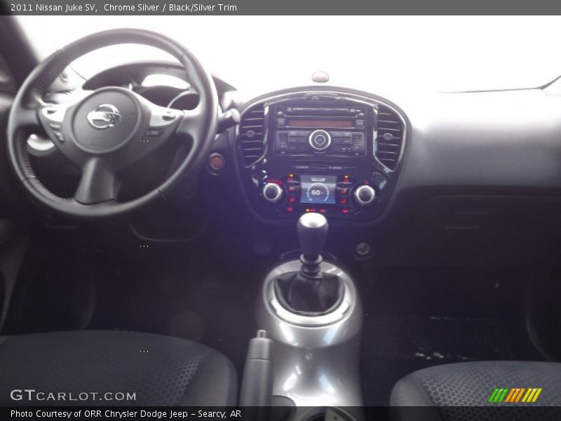 Chrome Silver / Black/Silver Trim 2011 Nissan Juke SV