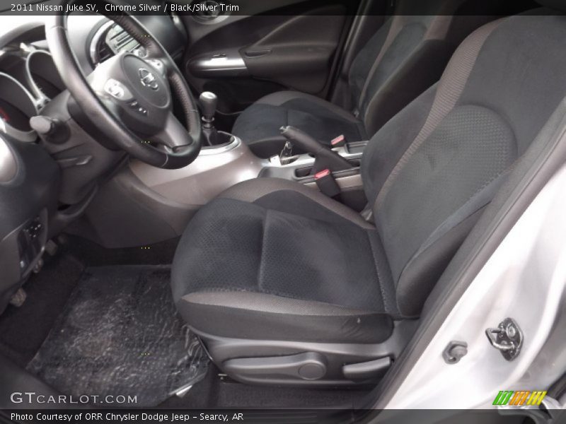 Chrome Silver / Black/Silver Trim 2011 Nissan Juke SV