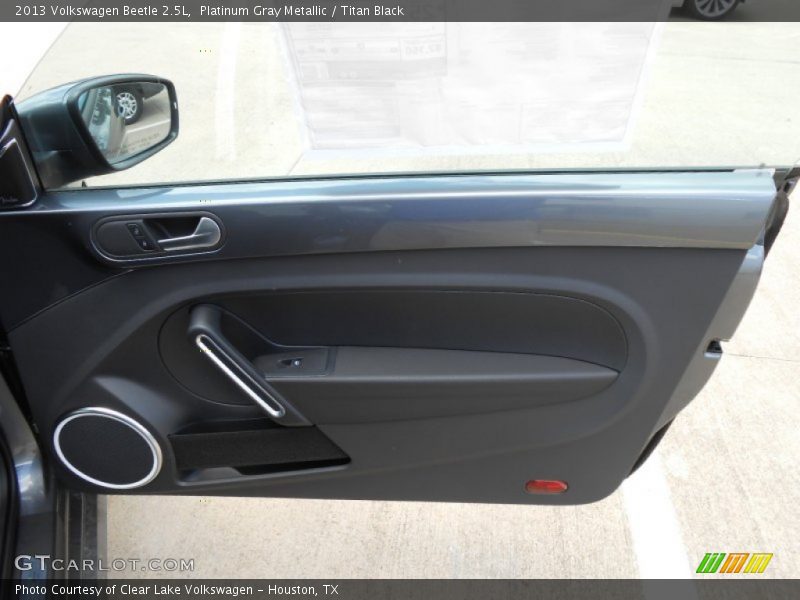 Platinum Gray Metallic / Titan Black 2013 Volkswagen Beetle 2.5L