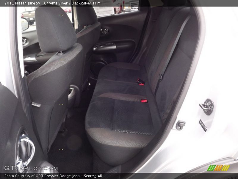 Chrome Silver / Black/Silver Trim 2011 Nissan Juke SV
